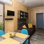Unique Central 1 Bedroom Flat