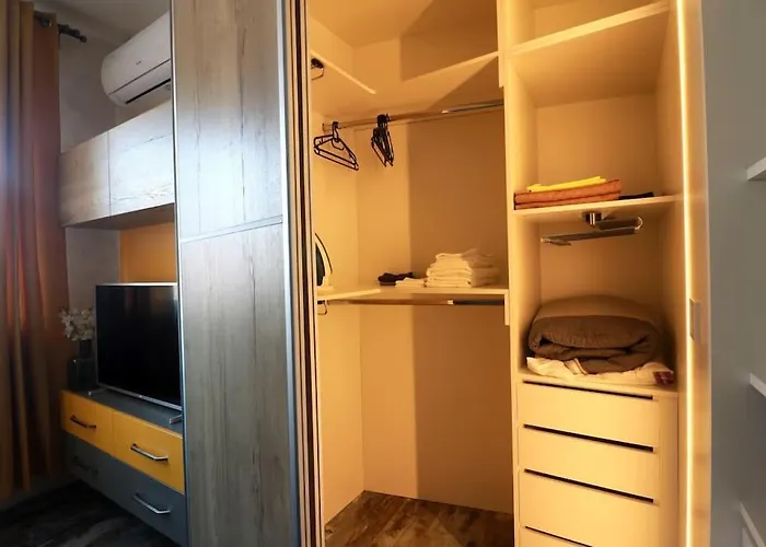 Unique Central 1 Bedroom Flat