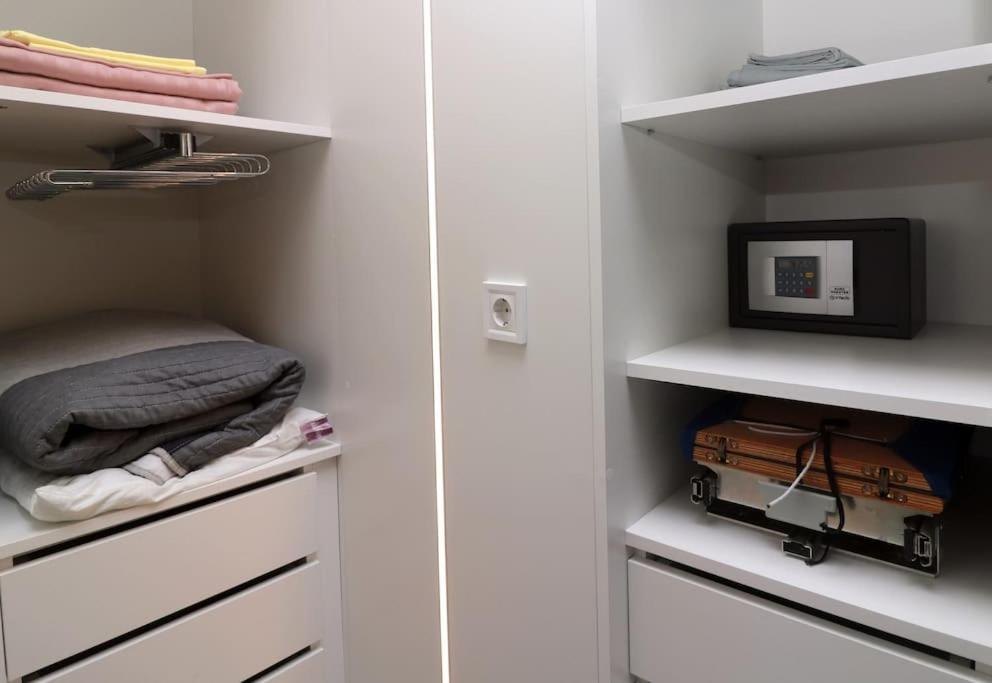 Unique 1 Bedroom Flat *