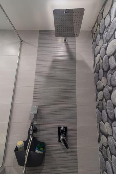 Unique 1 Bedroom Flat *